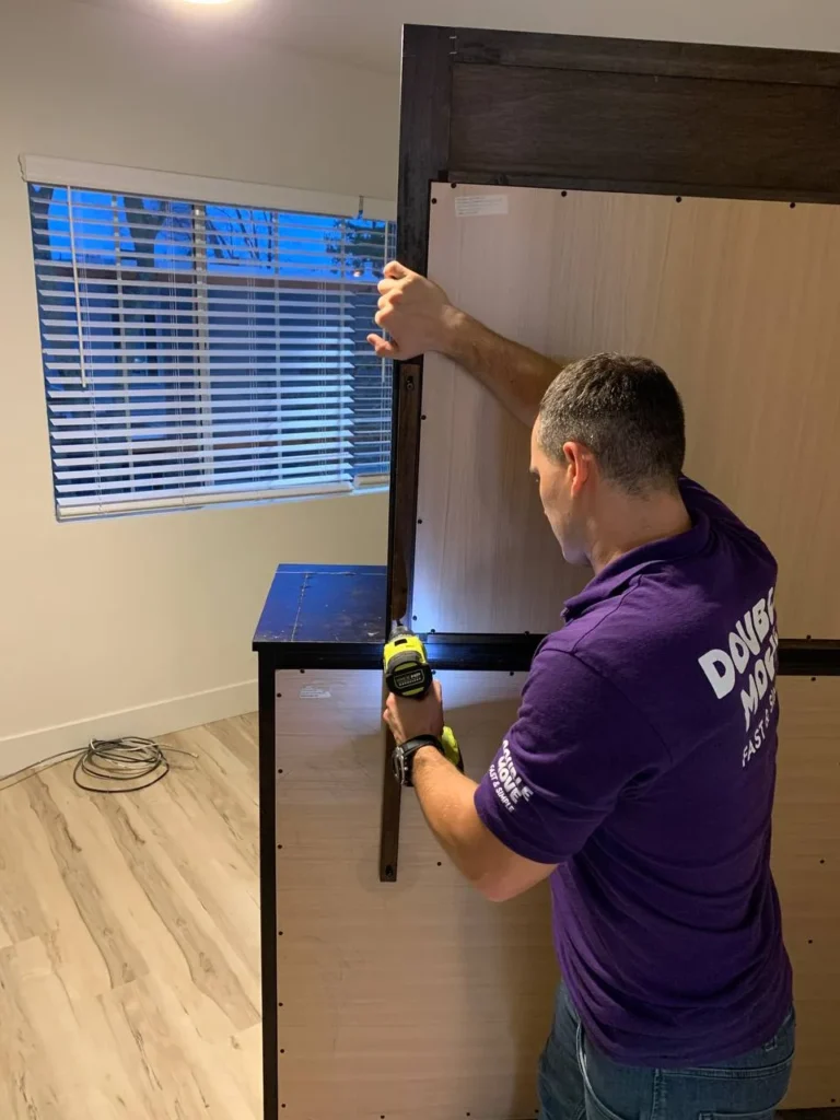Furniture disposal Double-Move company
